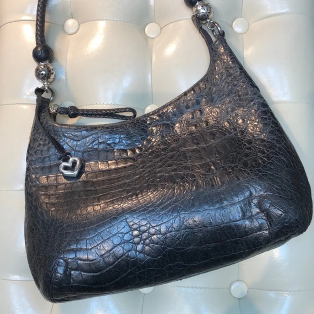 Brighton genuine leather shoulder bag, black D936086